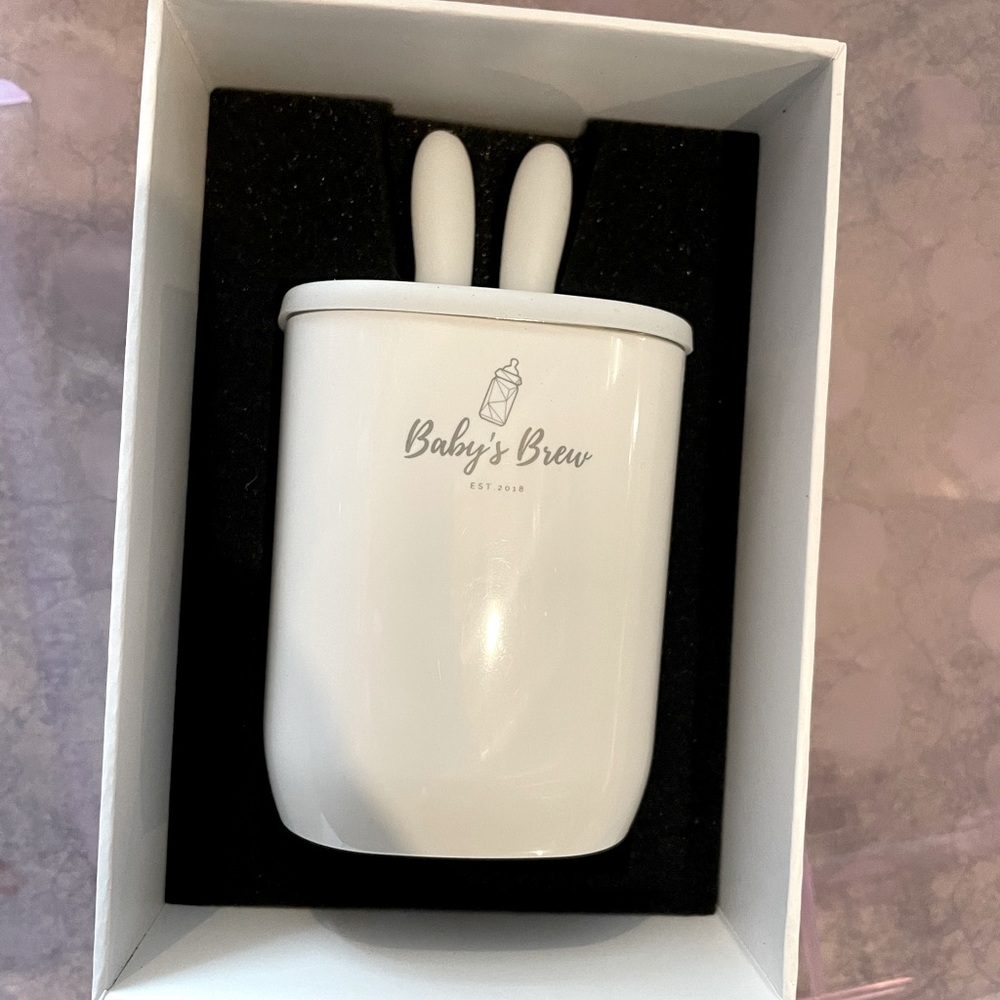 THE BABY’S BREW PORTABLE BOTTLE WARMER - SHOWER SET (WARMER + ALL ADAPTERS)